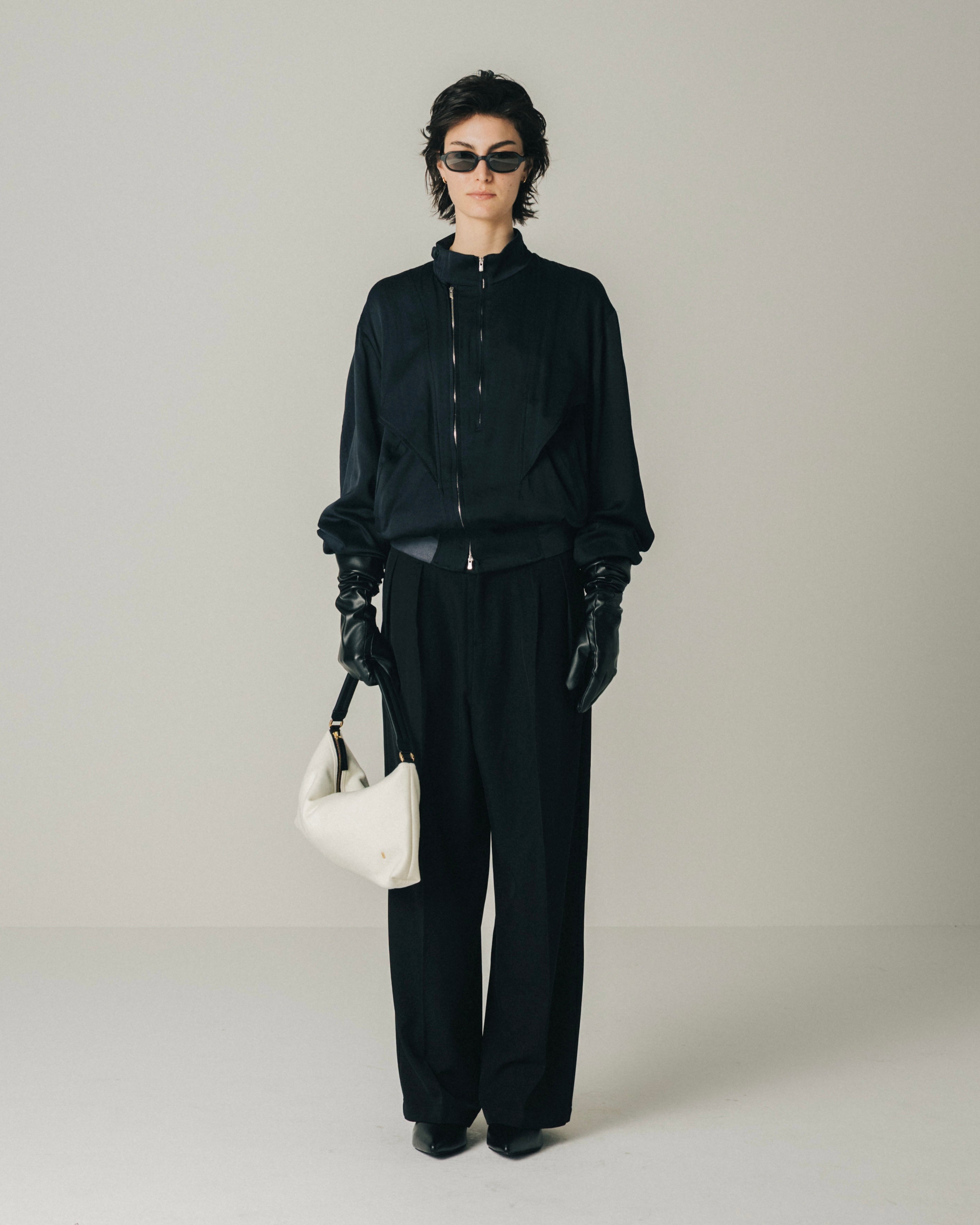 DO CARRY Medium IVORY|NOEIN ATELIER(ノエインアトリエ)OFFICIAL ONLINE STORE